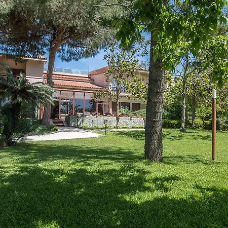 Villa Morgana Resort And Spa Hotel 4*